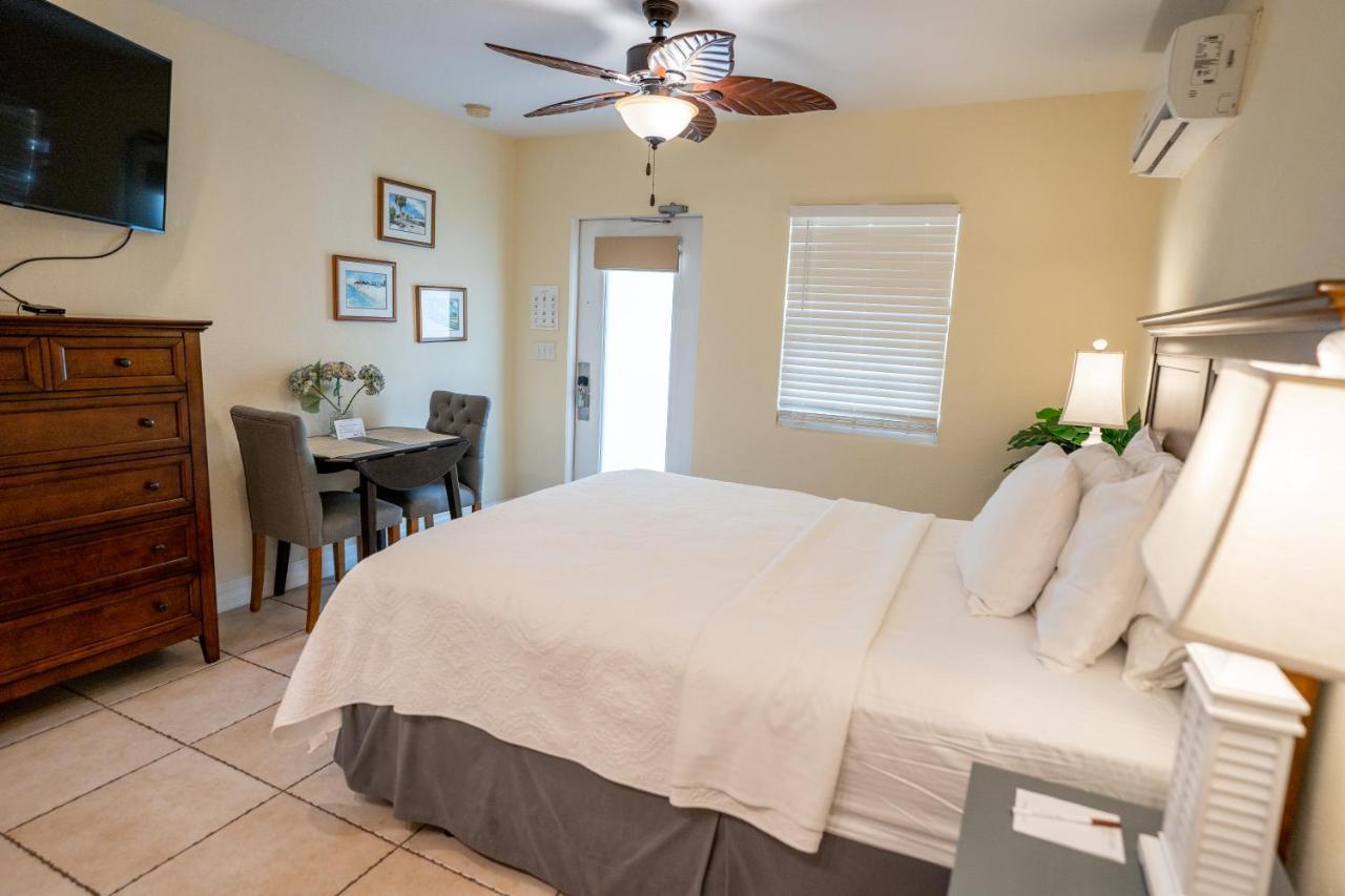 The Capri At Siesta Hotel Siesta Key Exterior photo