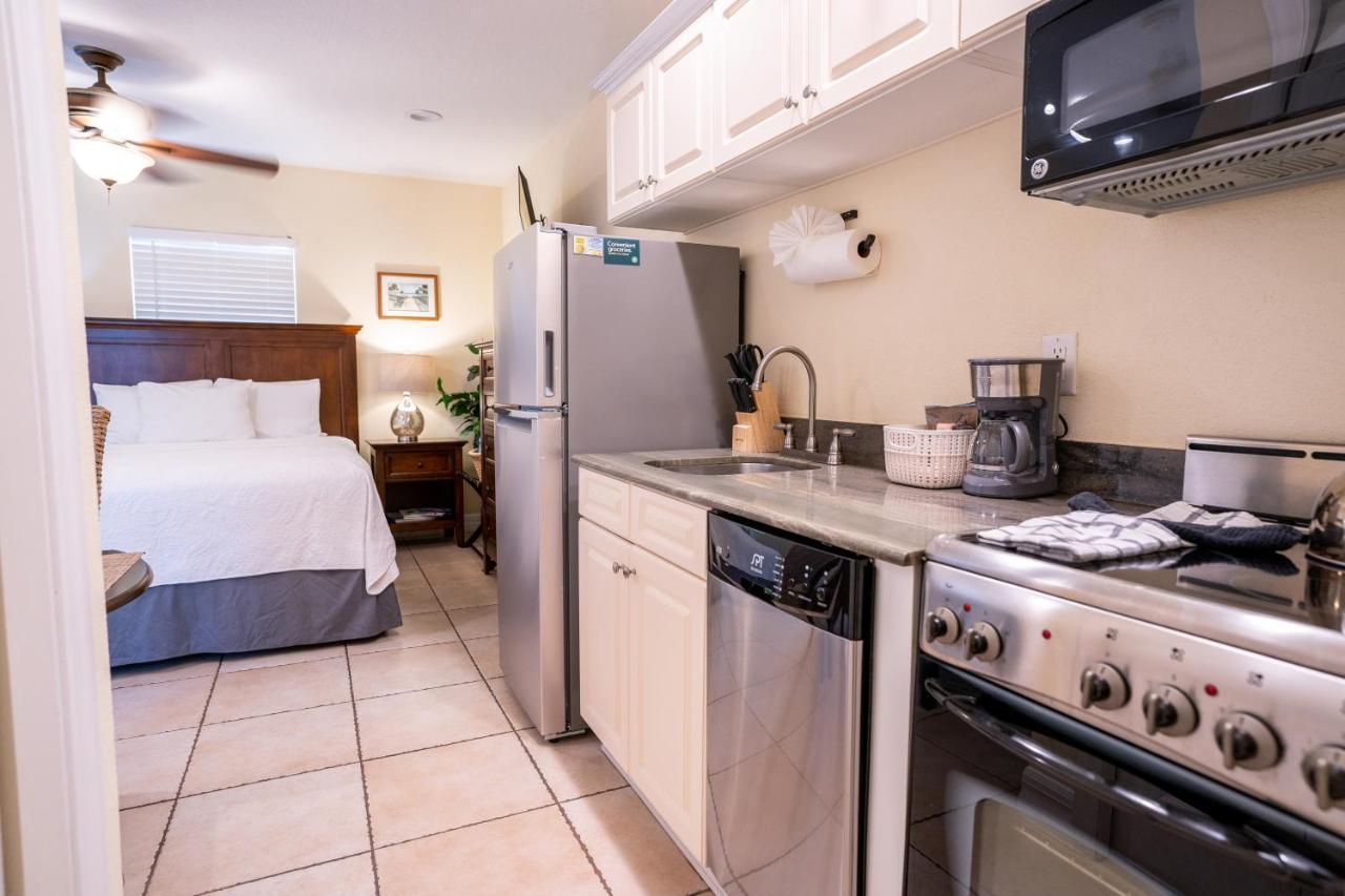 The Capri At Siesta Hotel Siesta Key Exterior photo