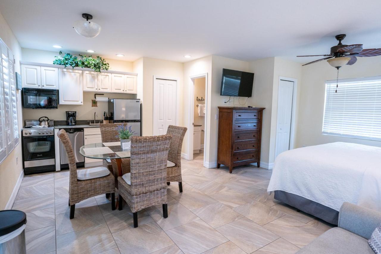 The Capri At Siesta Hotel Siesta Key Exterior photo
